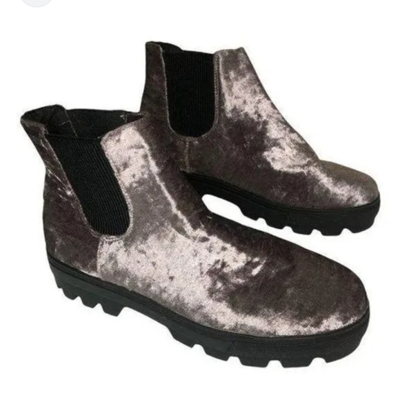 NEW! ASOS Velvet Boots - Picture 3 of 6